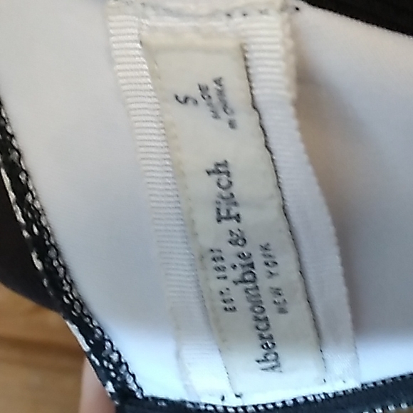 Abercrombie and Fitch Black and White Skater Dress size small - Picture 5 of 7